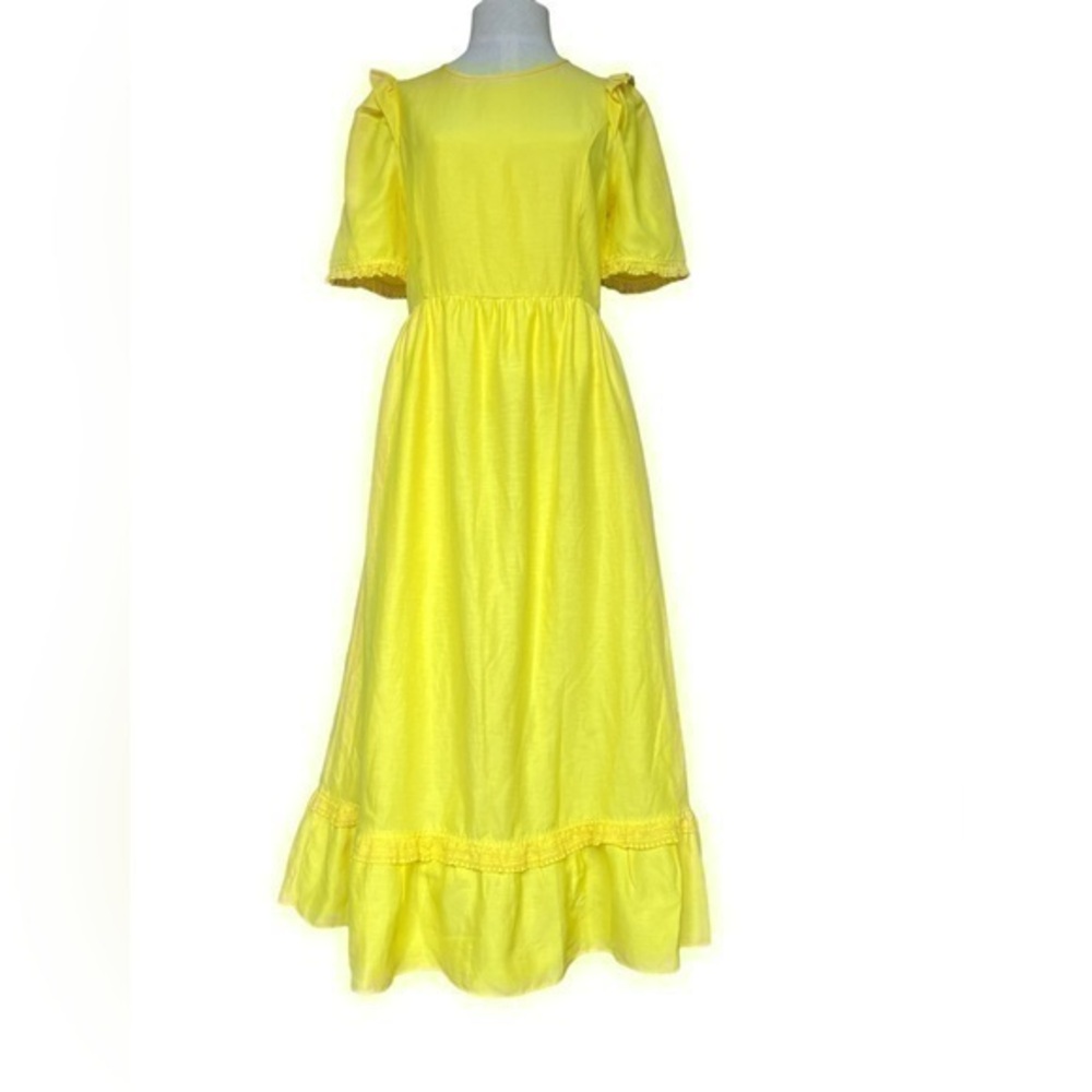 Le Fou by Wilfred Aimery yellow Dress size 8.
